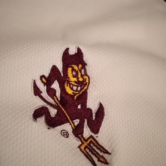 XXL WNike Dri-Fit Shirt - Picture 3 of 3